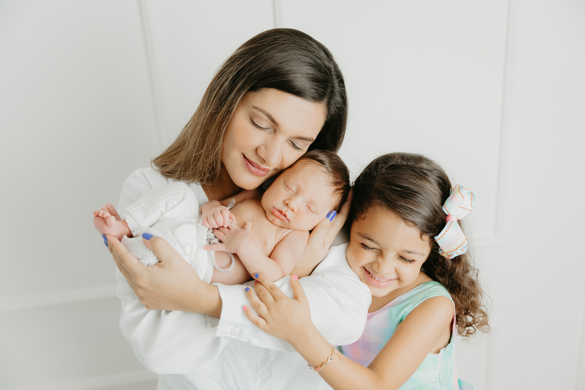 Ensaio Newborn realizado no estúdio fotográfico Juliana Lima, em Campinas