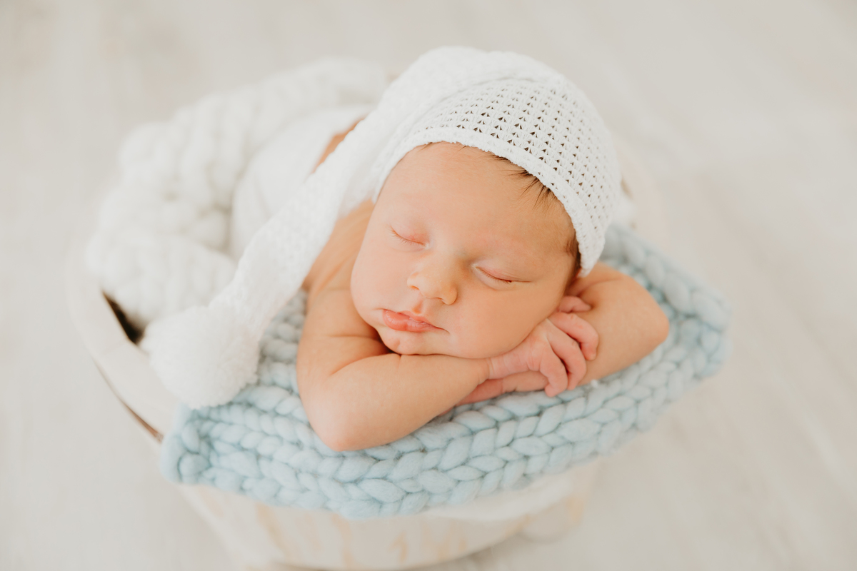 Ensaio Newborn realizado no estúdio fotográfico Juliana Lima, em Campinas