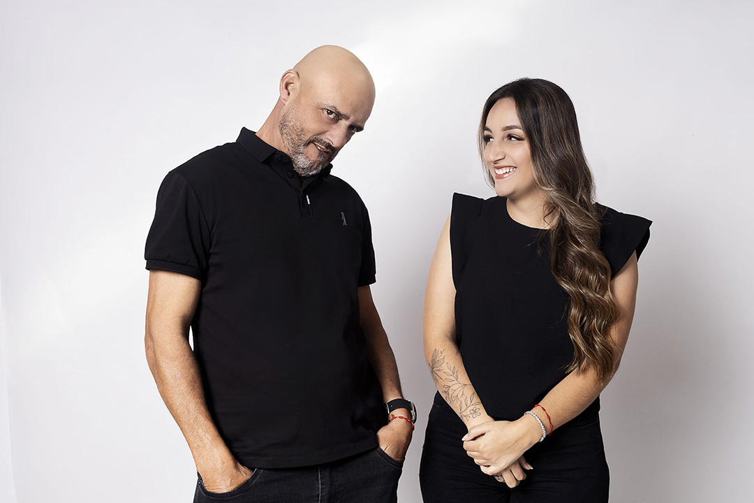 Carol Almeida com seu pai Júnior
