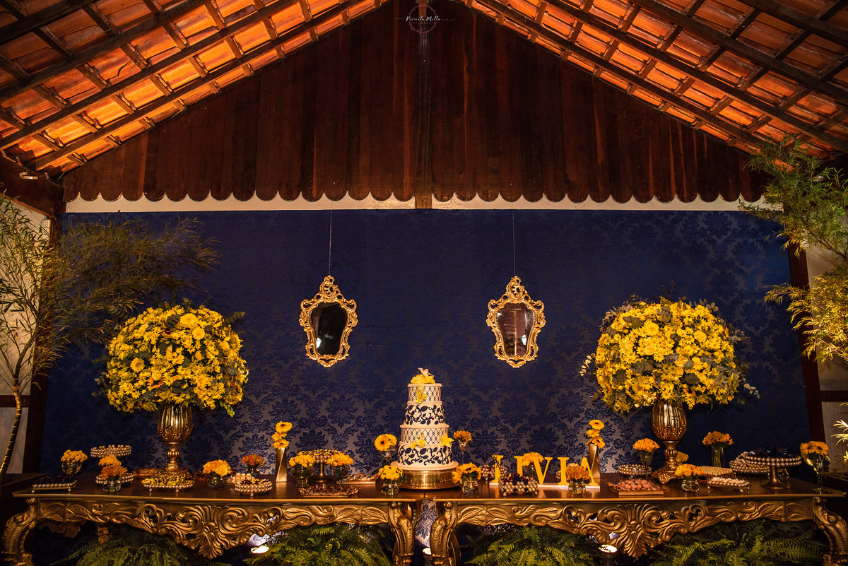 decoração para festa de 15 anos azul com amarelo 