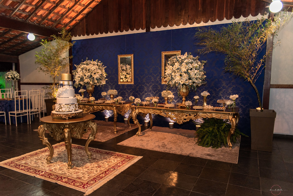 decoração de casamento com flores branca 