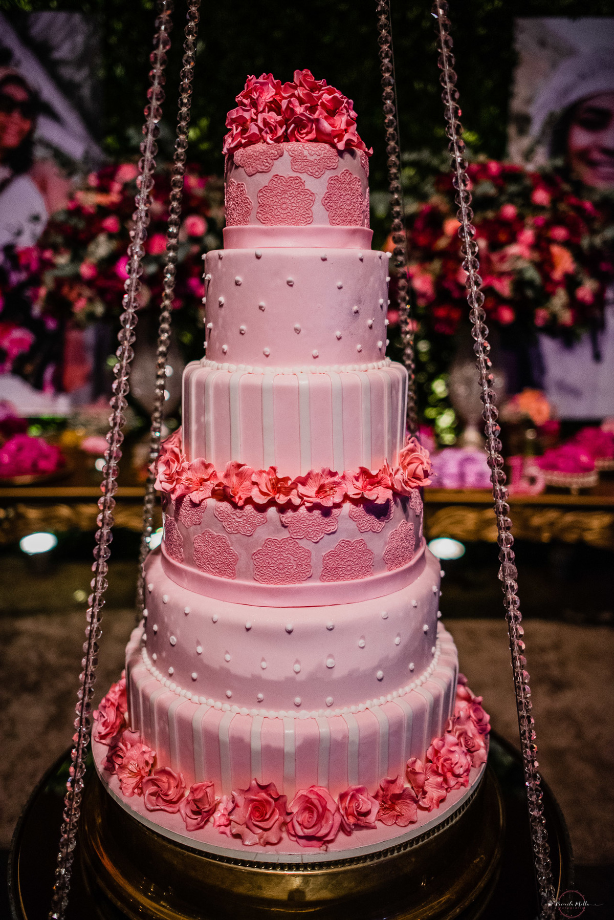 bolo de 15 anos na cor rosa 