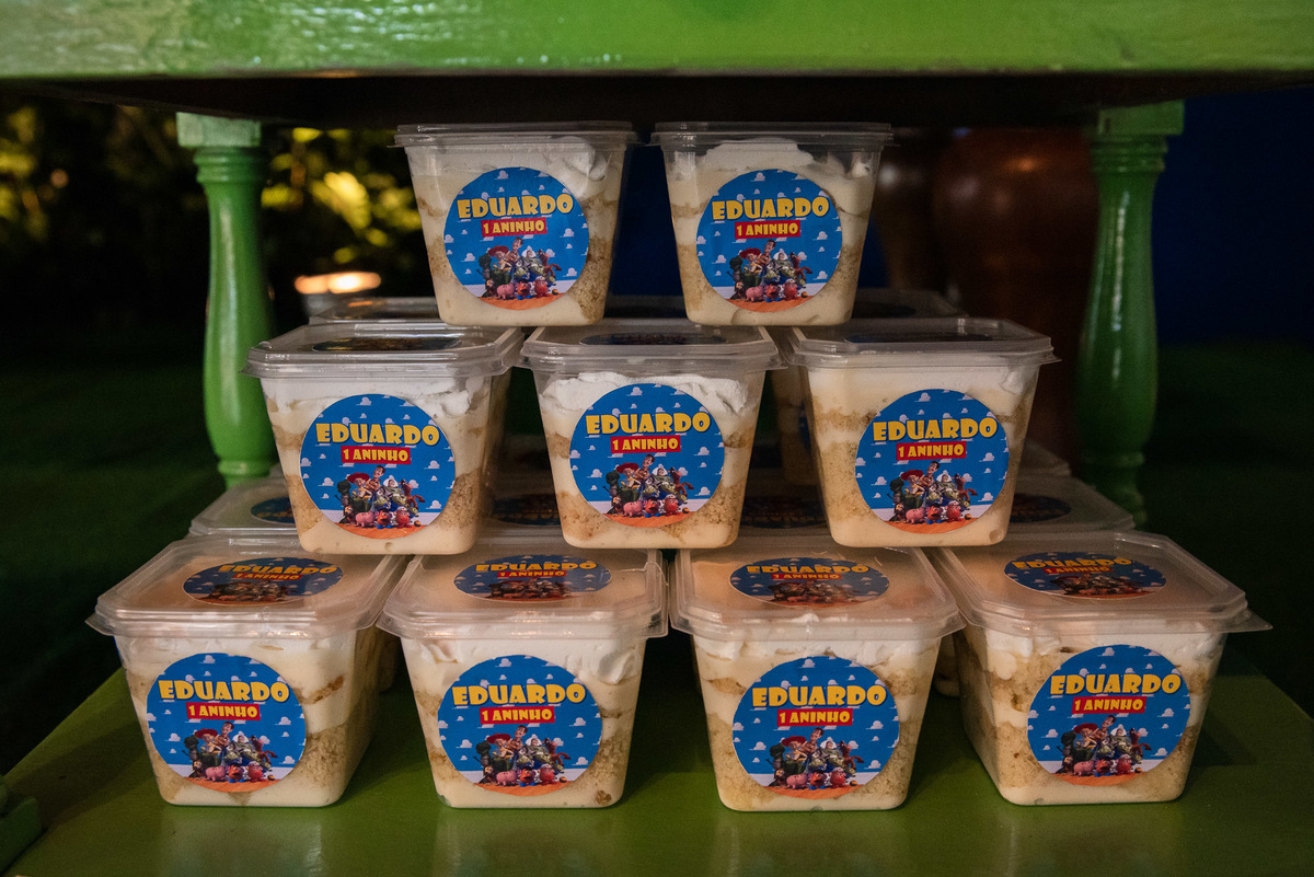 bolo de pote tema tot story 