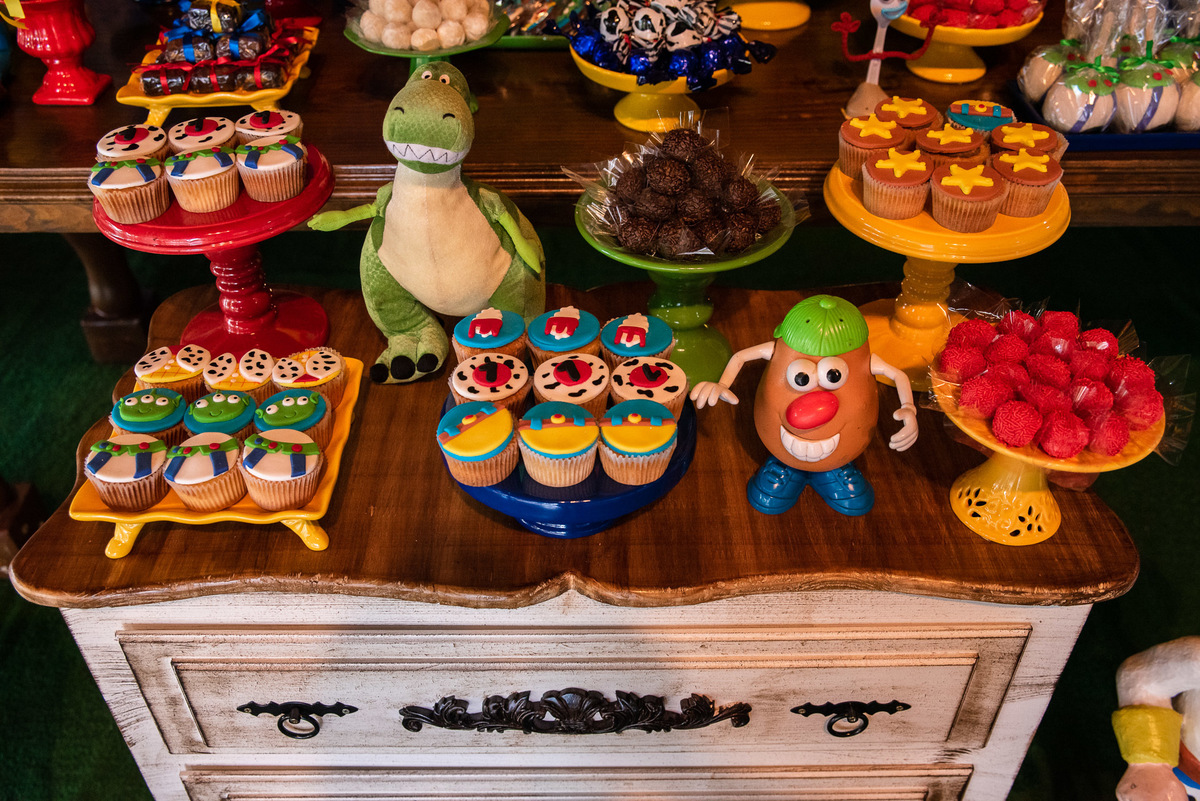 cupcake toy story
