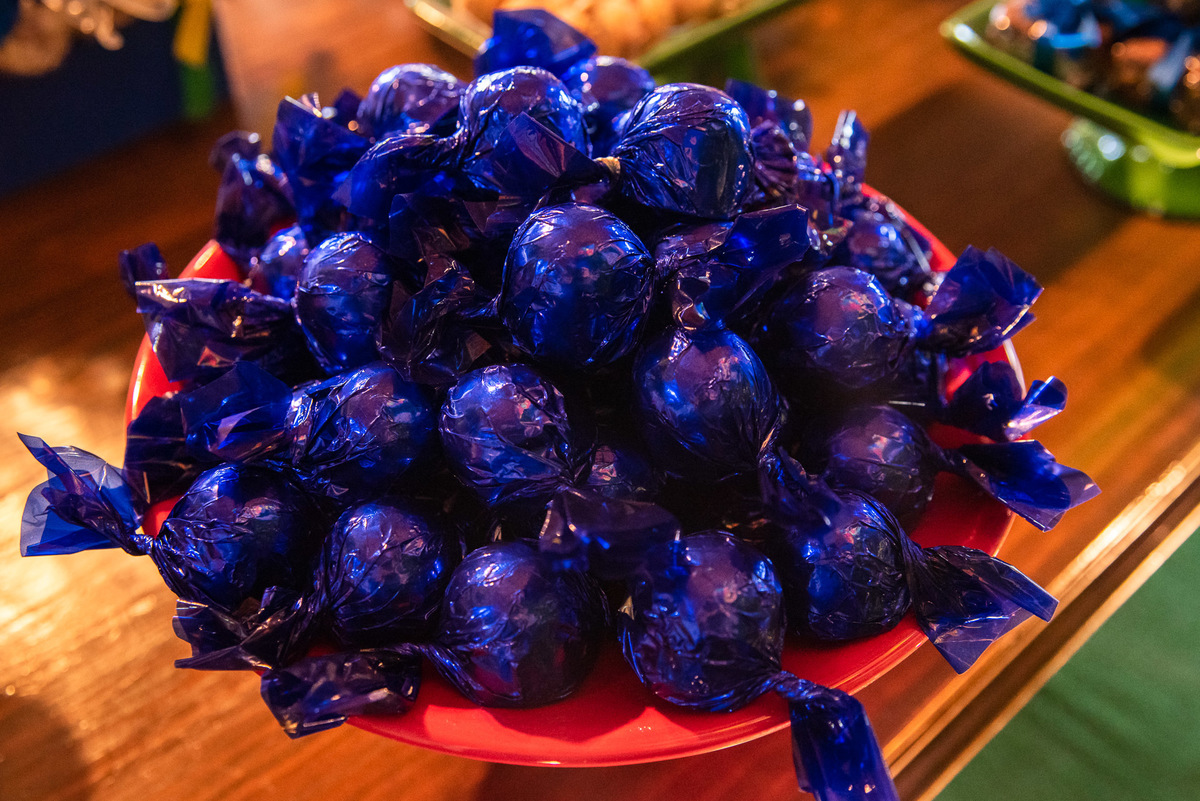 bombons azul para festa 