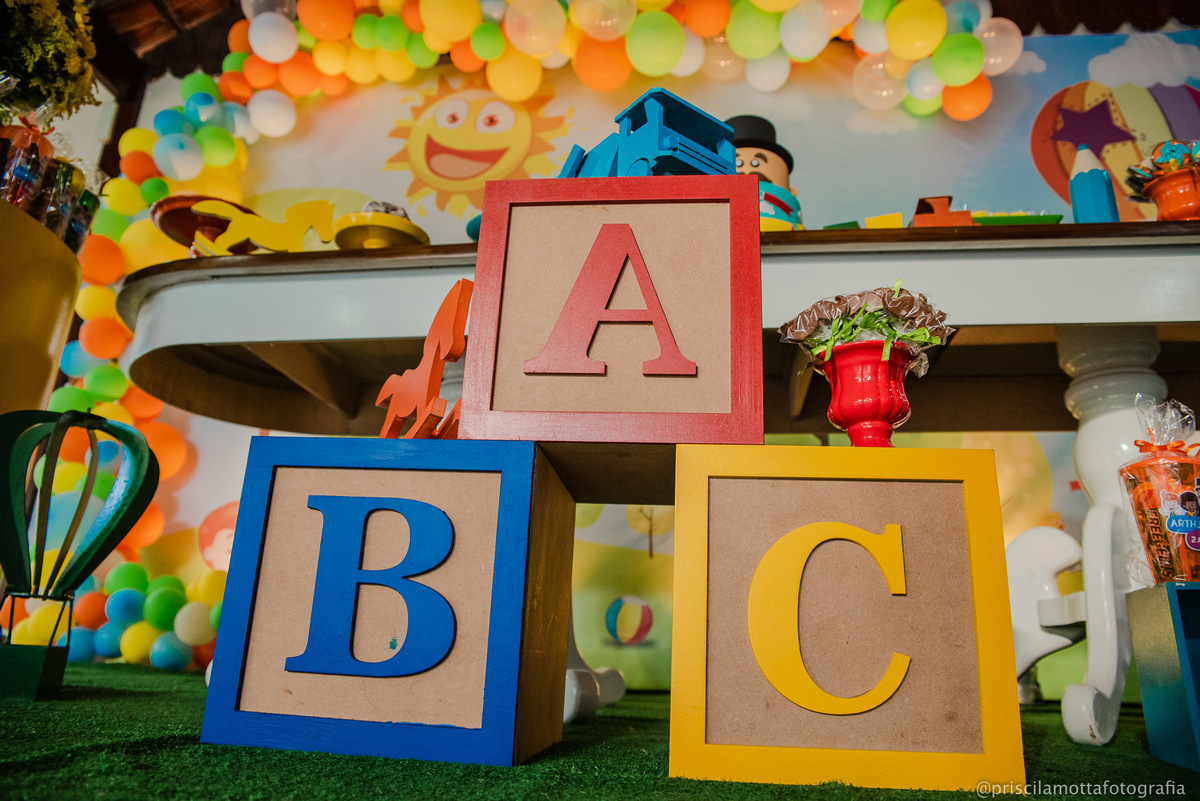 detalhes para festa mundo bita 