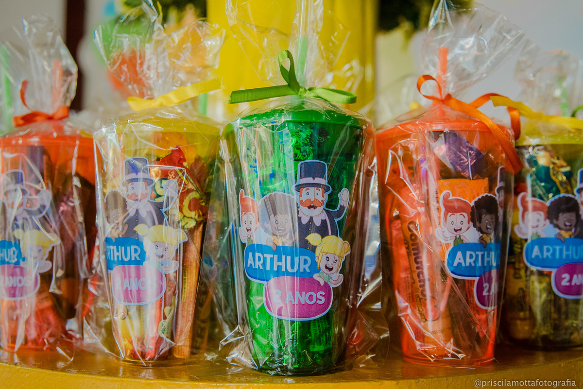 copos decorativos do mundo bita 