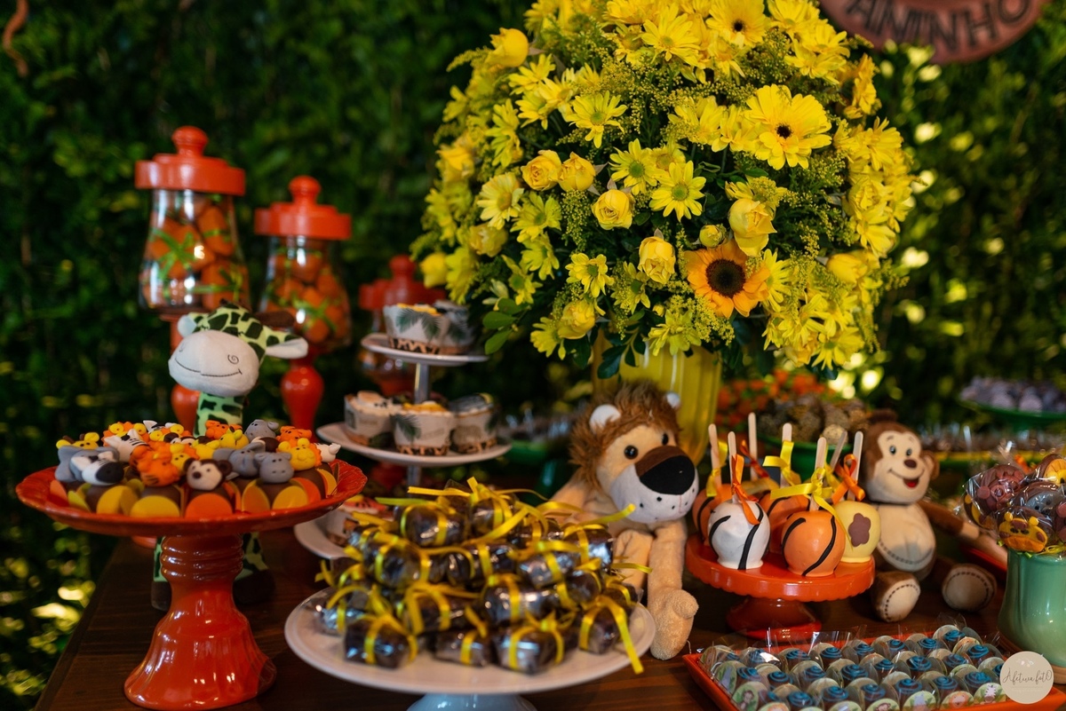 mesa de doces tema safari 