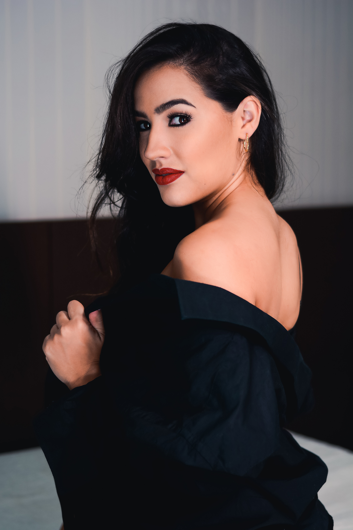 olhar sedutor em ensaio Fotográfico feminino