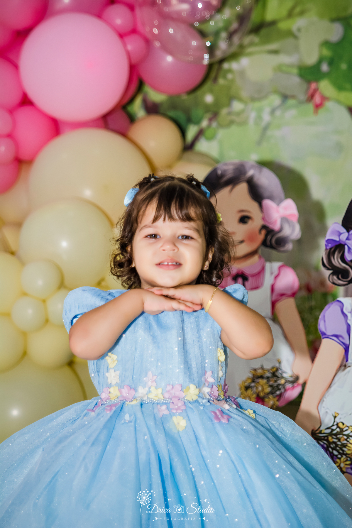 Aniversário - 2 anos - fotos - aniversário infantil - menina - meu mundo rosa - fotografia - drica studio - Xinguara - Pará - fotos família - tema bonecas - fotos externas