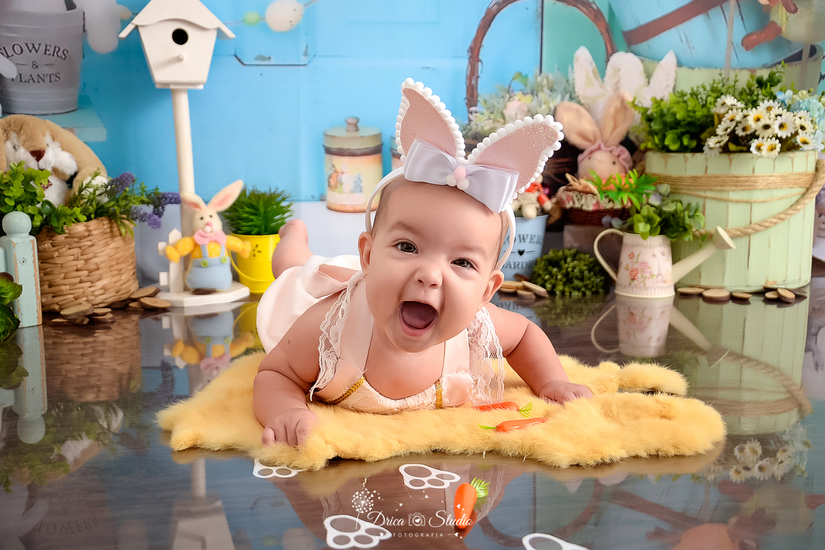 páscoa - acompanhamento mensal - cenários temáticos - coelho da páscoa - fotos em estúdio - infantil - kids - ensaio de bebês - crescimento infantil - menino - menina - Xinguara - Pará -  Drica studio - fotografia - fotos