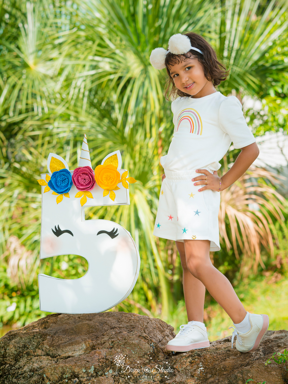 Família -  externas - ao ar livre - 5 anos - infantis - profissionais - unicórnio - book infantil - kids - menina - meu mundo rosa -pai e mãe - filha - Drica studio fotografia - Xinguara - Pará 