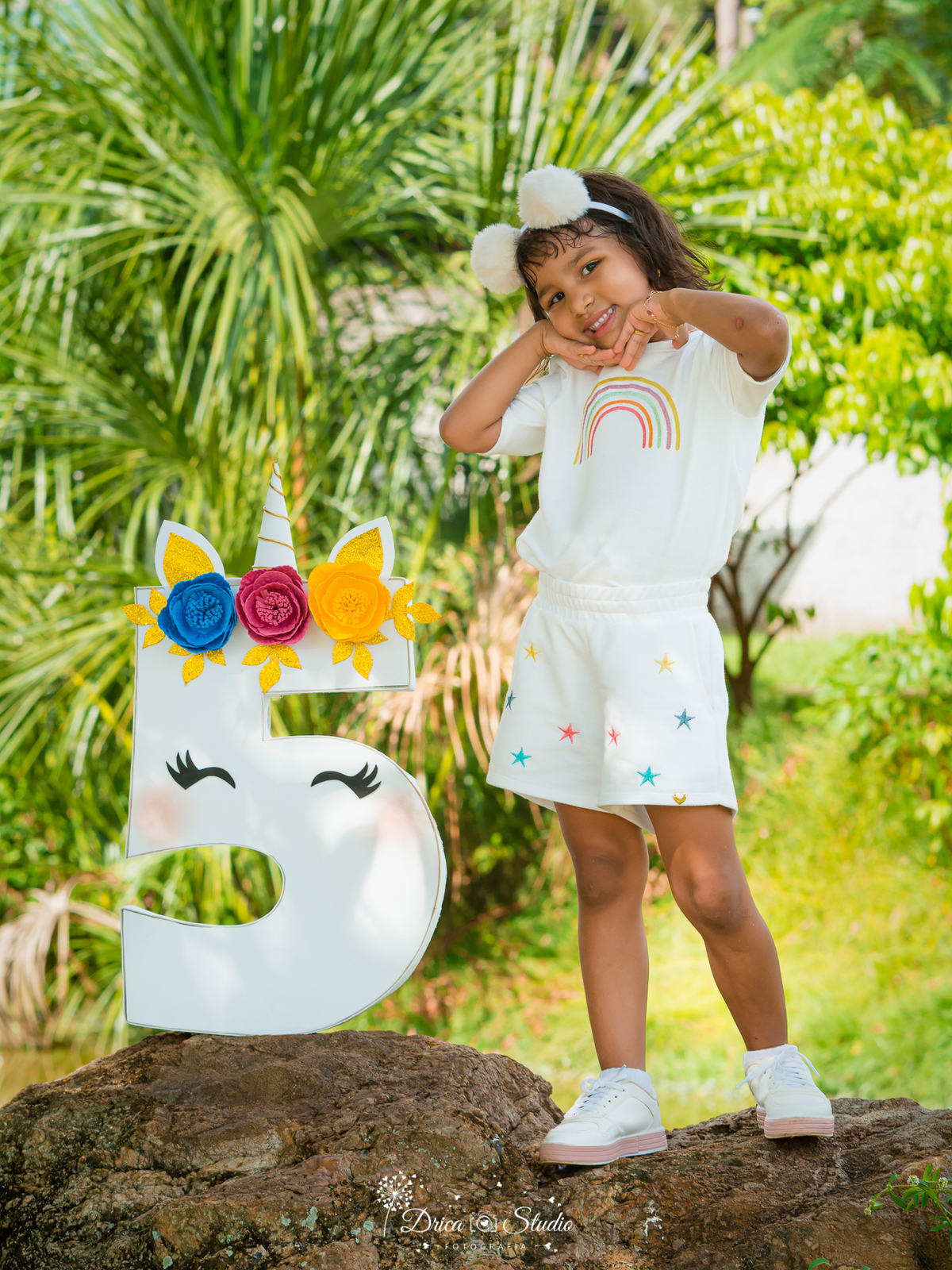 Família - externas - ao ar livre - 5 anos -  infantis -  profissionais - unicórnio - book infantil - kids - menina - meu mundo rosa -pai e mãe - filha - Drica studio fotografia - Xinguara - Pará 