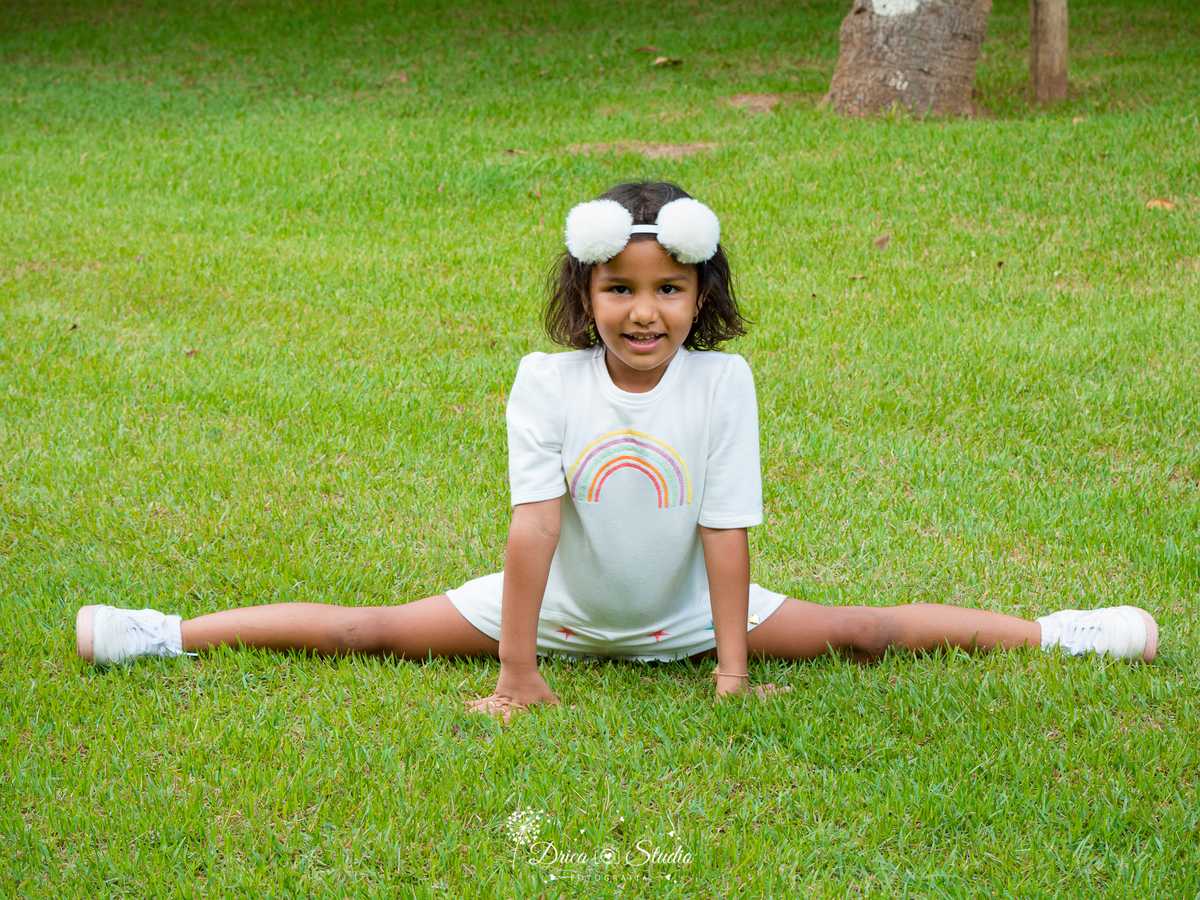 Família - externas - ao ar livre - 5 anos -  infantis -profissionais - unicórnio - book infantil - kids - menina - meu mundo rosa -pai e mãe - filha - Drica studio fotografia - Xinguara - Pará 