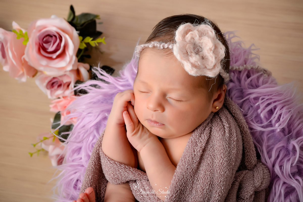 Drica Studio Fotografias  - Drica Studio Xinguara Para - ensaio delicado - com flores 