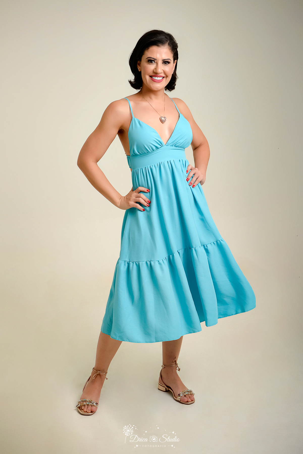 Drica Studio Fotografias  - Drica Studio Xinguara Para - book adulto - vestido azul - moda - elegantes 