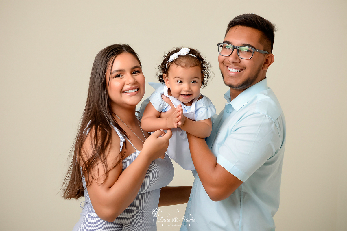 Drica Studio Fotografias - Drica Studio Xinguara Pará - Drica Studio - fotos com o Titio - e - Titia - sobrinha - afilhada - amor do tio 