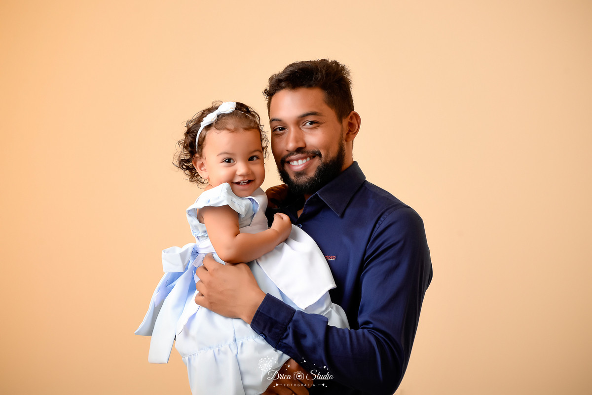 Drica Studio Fotografias - Drica Studio Xinguara Pará - Drica Studio  - fotos de pai e filha - amor do papai - pai companheiro 