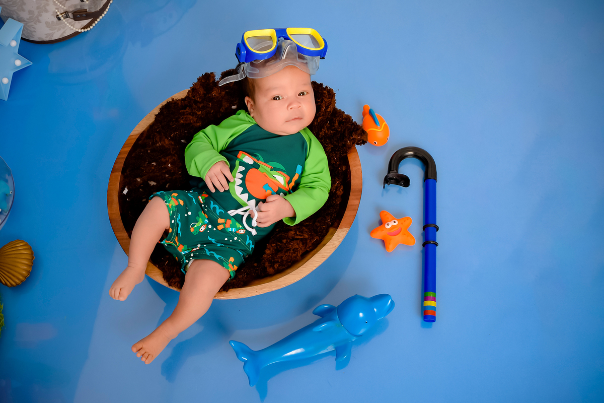 Drica Studio - Drica Studio fotografias - Drica Studio Xinguara Pará - acompanhamento mensal - fotos de bebe - cenário fundo do mar - azul - estrela do mar - âncora - cenário do mês - golfinho - mergulhador - snorkel 