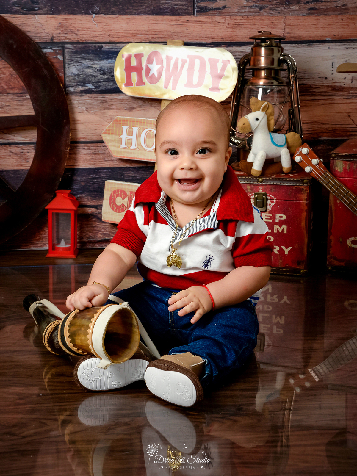 fotografia-de-criança ensaio-infantil studio-em-xinguara acompanhamento-mensal-infantil country ensaio-country cenário-infantil