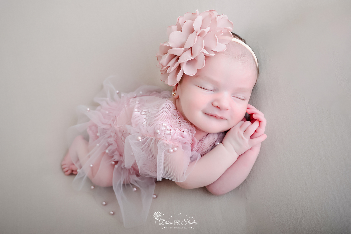 newborn ensaio-newborn bebê-recém-nascido ensaio-de-bebê studio-em-xinguara fotografa-em-xinguara ensaio-newborn xinguara ensaio-newborn acompanhamento-mensail-infantil fotografia-infantil