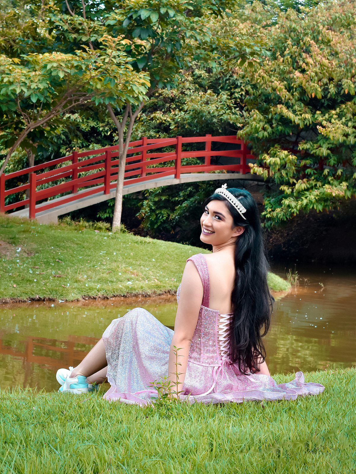 Drica Studio - ensaio fotográfico - princesa - 15 anos - bosque - parque - vestido rosa - lago