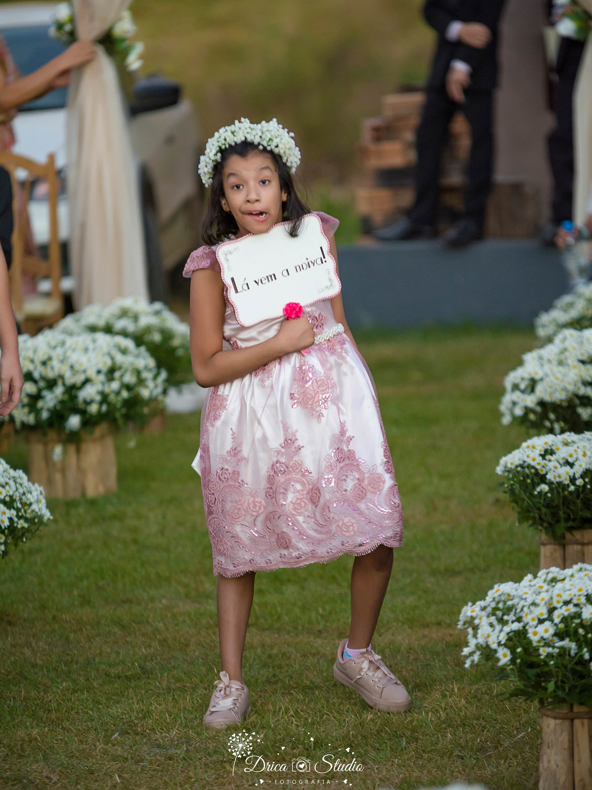 Dama de honra de casamento- Dama de honra infantil- linda dama de honra- Decoração de casamento-Casamento em Xinguara-Pará- Fotografo de Casamento- Drica Studio Fotografia- 