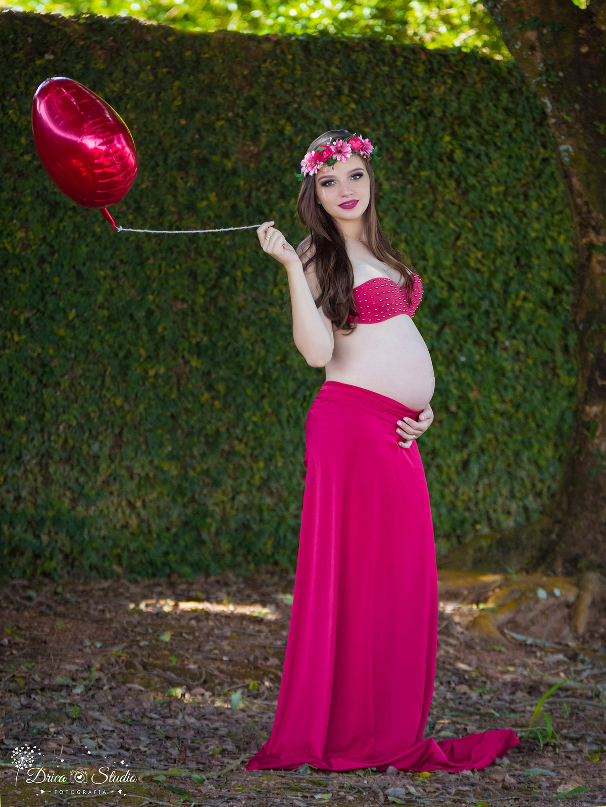 Ensaio de gestante-gestante-Fotógrafa de gestante- Xinguara-Pará-Drica Studio Fotografia-Book de gestante-ensaio externo- gravida e linda-fotógrafa de família-melhor fotógrafa- fotografa em Xinguara-maternidade-gravidiva-coroa de flor-rosa.