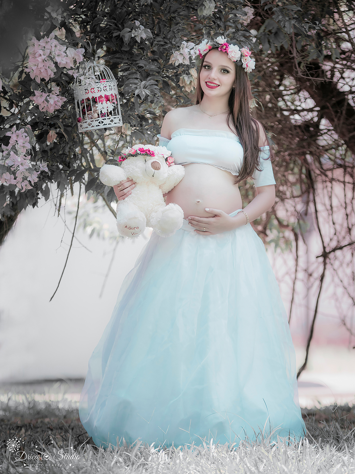 Ensaio de gestante-urso-como uma Fada-coroa de flor-Gaiola- Fotógrafa de gestante em Xinguara-Pará-Drica Studio Fotografia-Book de gestante-ensaio externo- gravida e linda-fotógrafa de família-melhor fotógrafa- fotografa em Xinguara-maternidade.