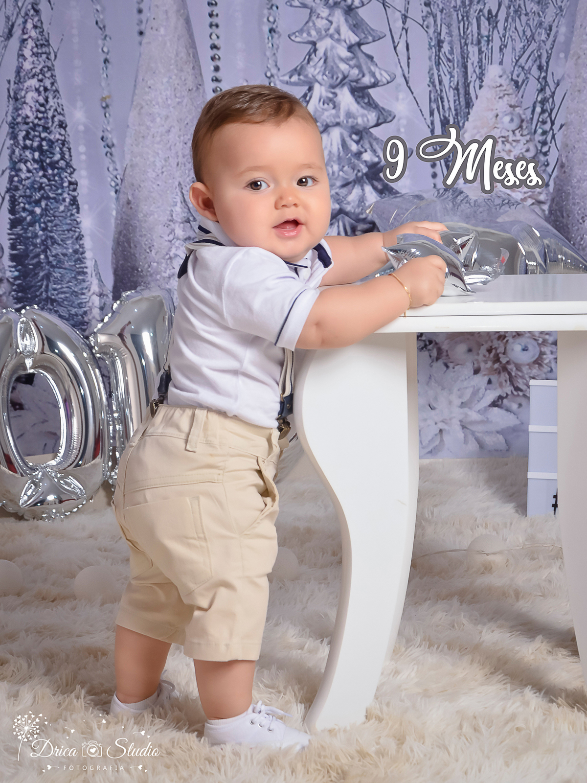 Ensaio infantil-Ano Novo-cenário 2019- réveillon 2019-Book-bebê de branco-lindo-Book infantil- acompanhamento-ensaio mês a mês-ensaio de criança-estúdio infantil-Newborn, Fotografa de família-Fotografa em Xinguara-Drica Studio Fotografia-Pará.