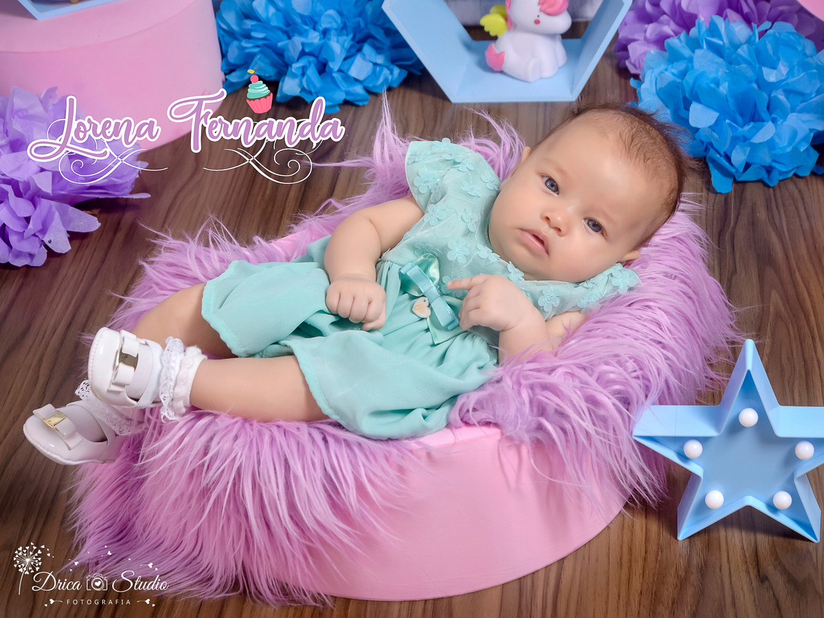 Ensaio infantil-cenário doce-colorido- divertido-docinho da mamãe-gostosura-cesto rosa-Book infantil-acompanhamento-felicidade- carrossel -criança-estúdio infantil- Fotografa de família-Fotografa em Xinguara- Drica Studio Fotografia-Pará.