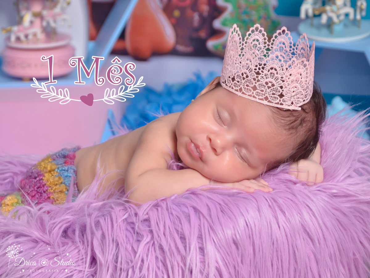 Ensaio infantil-cenário doce-colorido- divertido-docinho da mamãe-gostosura-Book infantil-acompanhamento-felicidade- carrossel -newborn-criança-estúdio infantil- Fotografa de família-Fotografa em Xinguara- Drica Studio Fotografia-Pará.