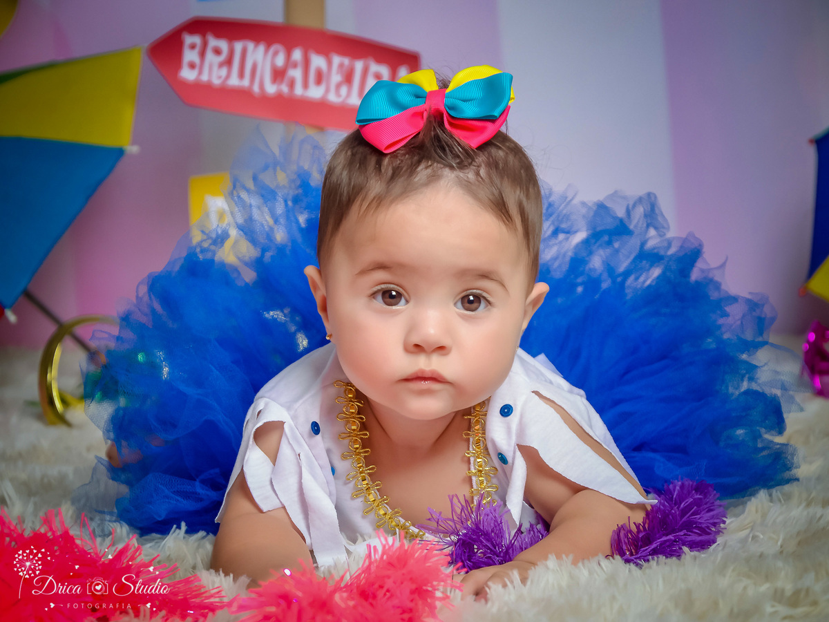 carnaval 2019-Kids-cenário de carnaval-linda-ensaio infantil-meu primeiro carnaval-abadá-laço colorido-acompanhamento mensal-baby-folia-brincadeira-diversão-Book infantil-Drica Studio-Fotografia- fotografa de família- fotografa em Xinguara-Pará. 