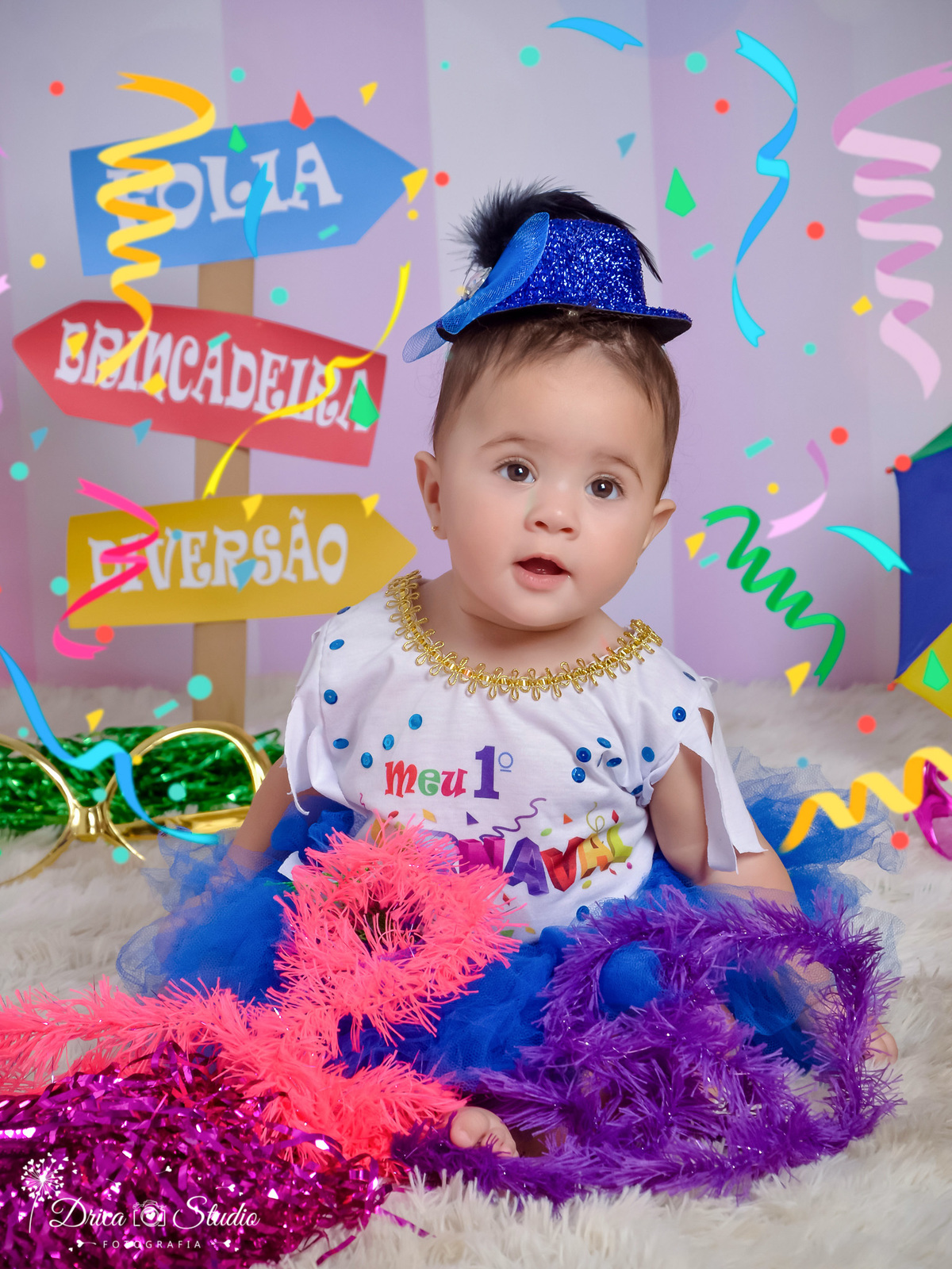 carnaval 2019-Kids-cenário de carnaval-lindo-ensaio infantil-meu primeiro carnaval-confetes-chapéu colorido-acompanhamento mensal-baby-folia-brincadeira-diversão-Book infantil-Drica Studio-Fotografia- fotografa de família- fotografa em Xinguara-Pará. 
