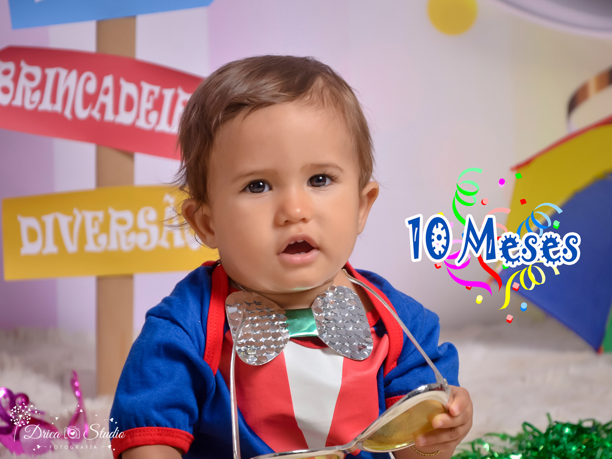 carnaval 2019-Kids-cenário de carnaval-ensaio infantil-meu primeiro carnaval-fantasia-óculos -colorido- gravata-acompanhamento mensal-baby-folia-brincadeira-diversão-Book infantil-Drica Studio-Fotografia- fotografa de família- fotografa em Xinguara-Pará. 