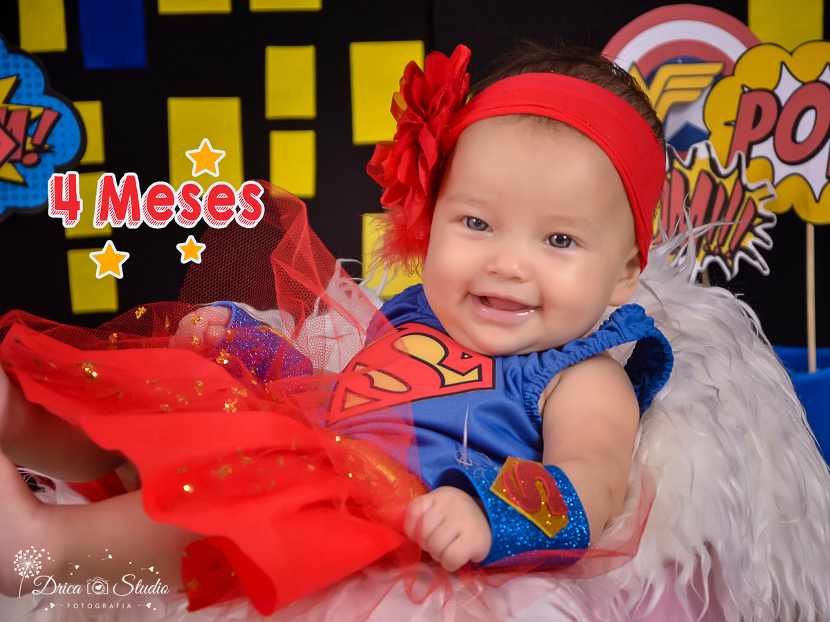 Super bebê-ensaio infantil mulher maravilha- foto-super herói- 4 meses - acompanhamento mensal - acompanhamento infantil -cenário cenário temático-book- mini- sessão Kids-Drica Studio Fotografias-Xinguara 