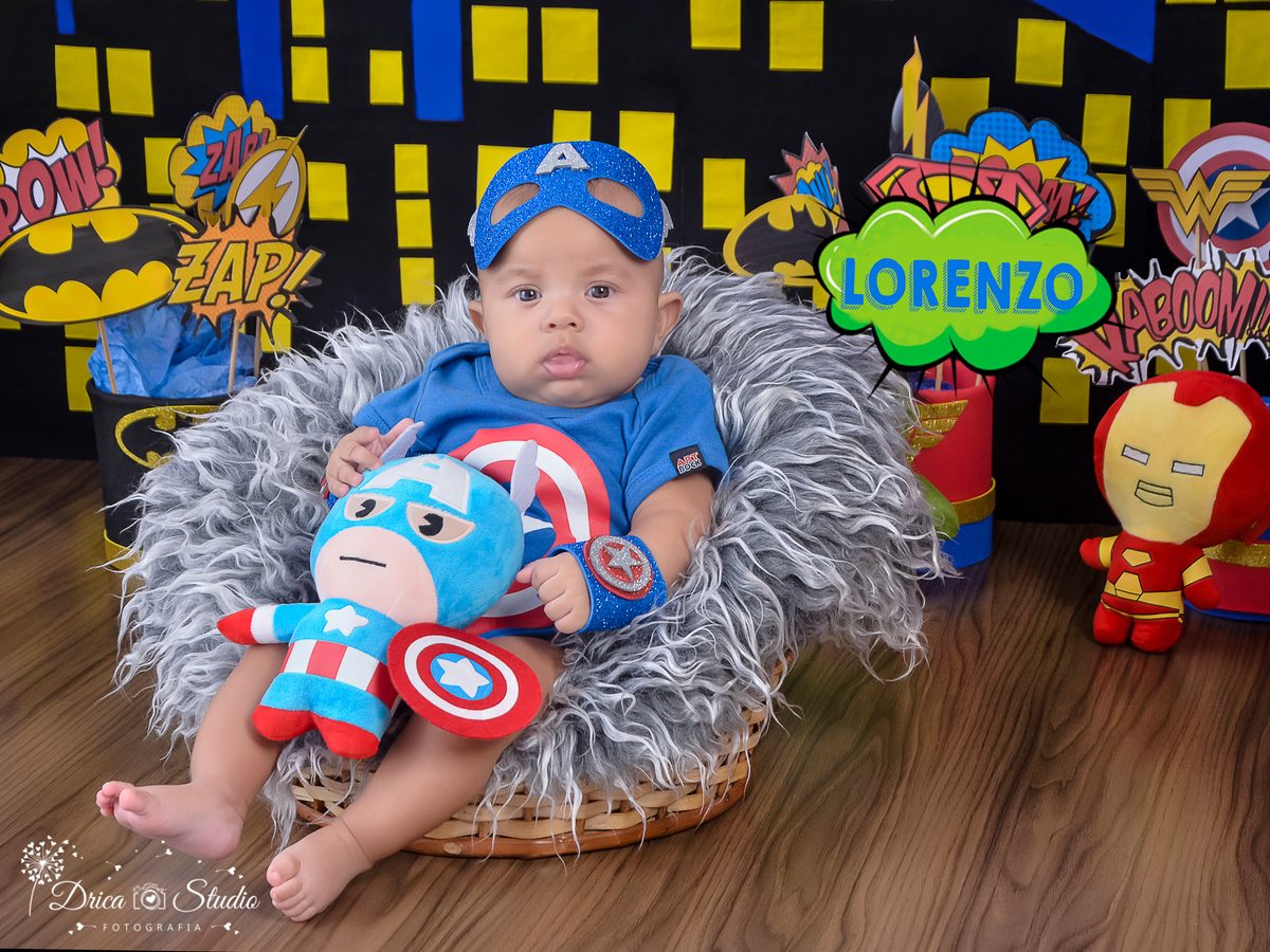Super bebê-ensaio infantil-foto-super herói capitão América- lindo e de mascara azul-acompanhamento mensal cenário temático-book- mini- sessão Kids-Drica Studio Fotografias-Xinguara Pará.