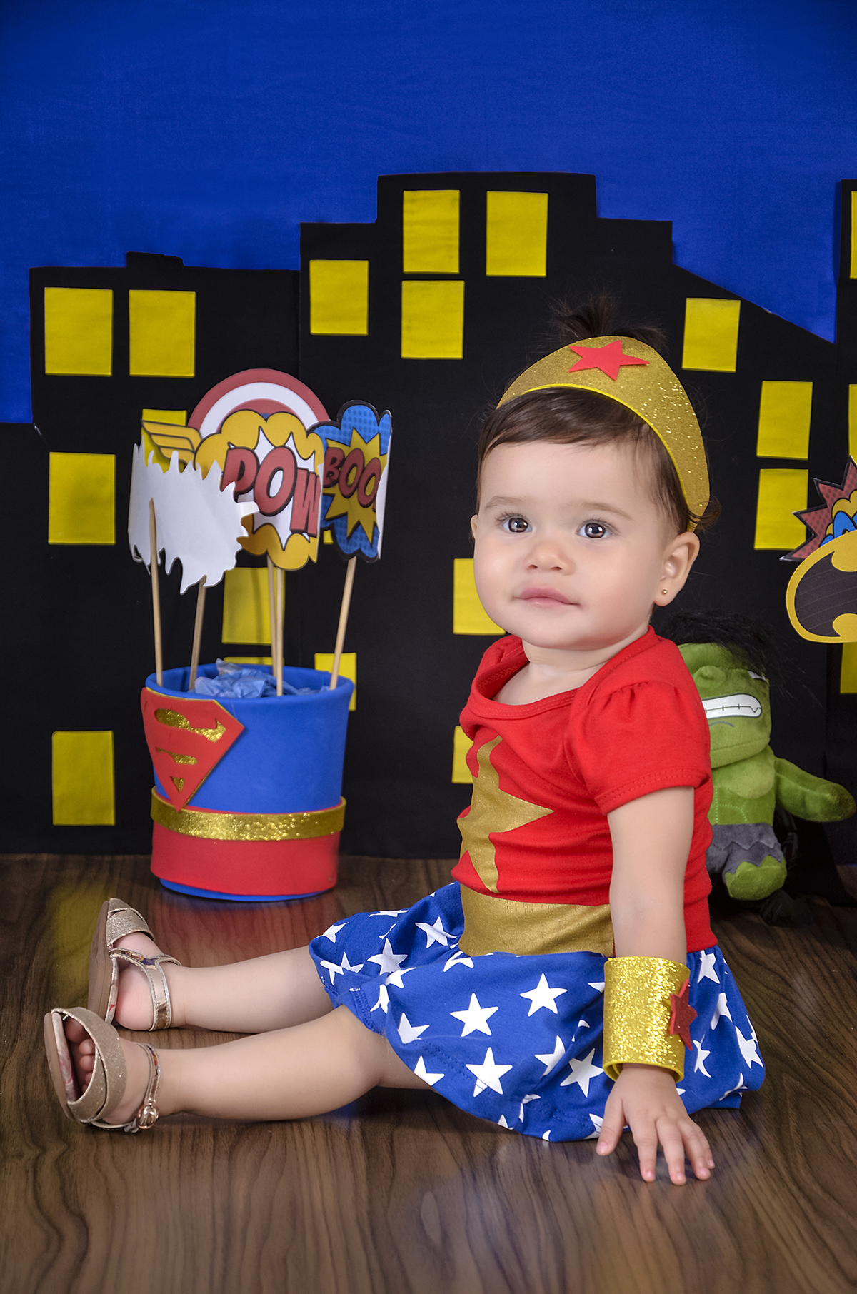 Super bebê-ensaio infantil mulher maravilha foto-super herói-acompanhamento mensal cenário temático-book- mini- sessão Kids-Drica Studio Fotografias-Xinguara Pará.