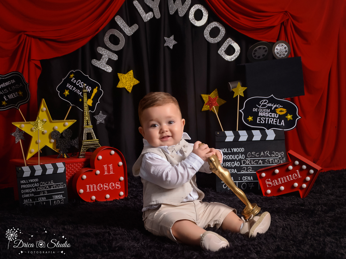 Ensaio infantil-cenário Oscar 2019-Troféu Óscar-e o óscar vai para-estrela da noite-lindo-astro de cinema-Hollywood-Book infantil-acompanhamento-criança-estúdio infantil-Fotografa de família-Fotografa em Xinguara-Drica Studio Fotografia-Pará.