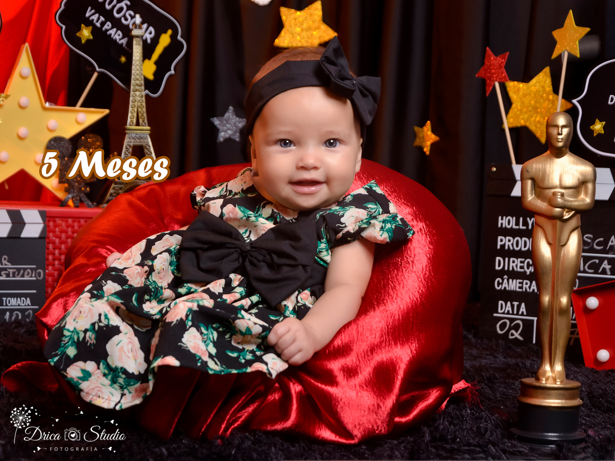 sessão infantil-cenário Óscar-Troféu-e o óscar vai para-estrela-diva do tapete vermelho-vestido -Hollywood-Book infantil-acompanhamento-criança-estúdio-Fotografa de família-Fotografa em Xinguara- Drica Studio Fotografia-Pará.