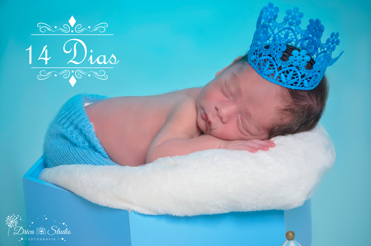 Newborn-ensaio infantil-bebê-recém nascido-dormindo-headband-ensaio de família-acompanhamento mensal-baby-dormindo-fotografa de newborn em Xinguara-Drica Studio Fotografias-fotografa em Xinguara-Para.