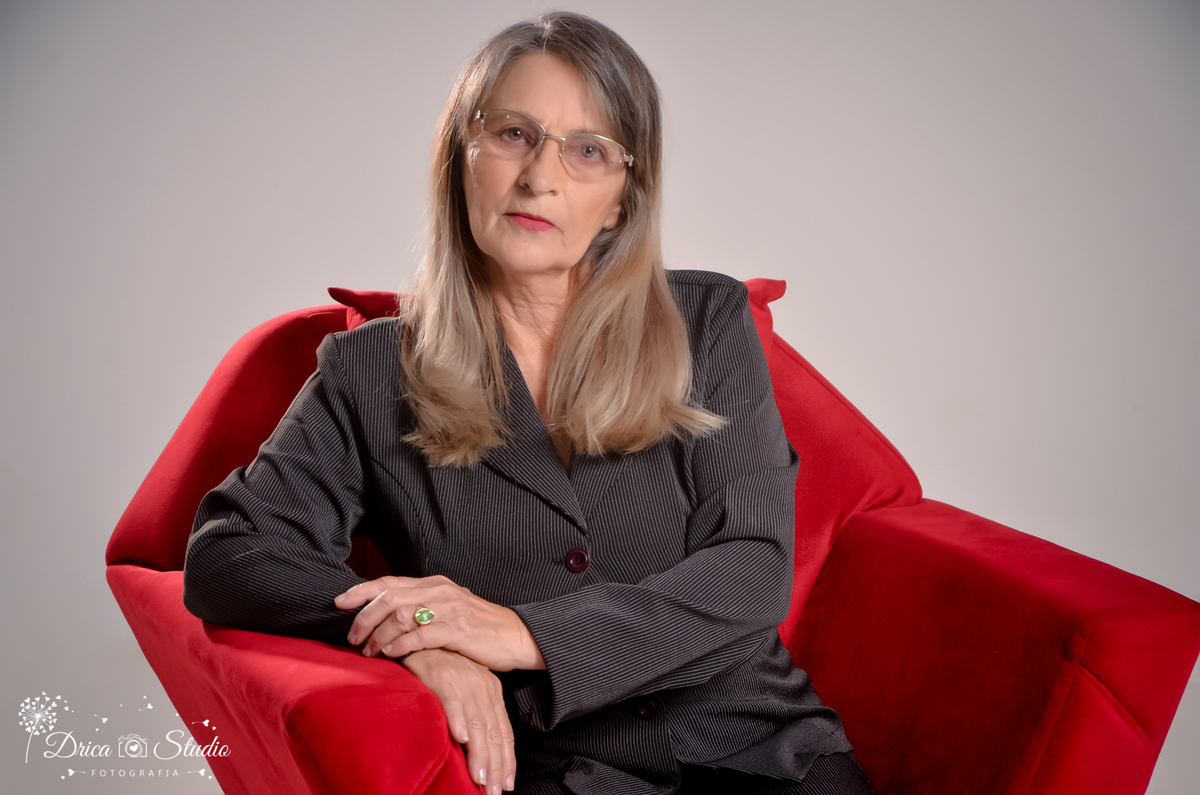 Mulher madura - Ensaio mulher - fotografia - fotos em studio - fotos de mulheres mais velhas - mulherão -ensaios fotográficos - guerreira - mulher de força - drica studio fotografias - xinguara - Pará