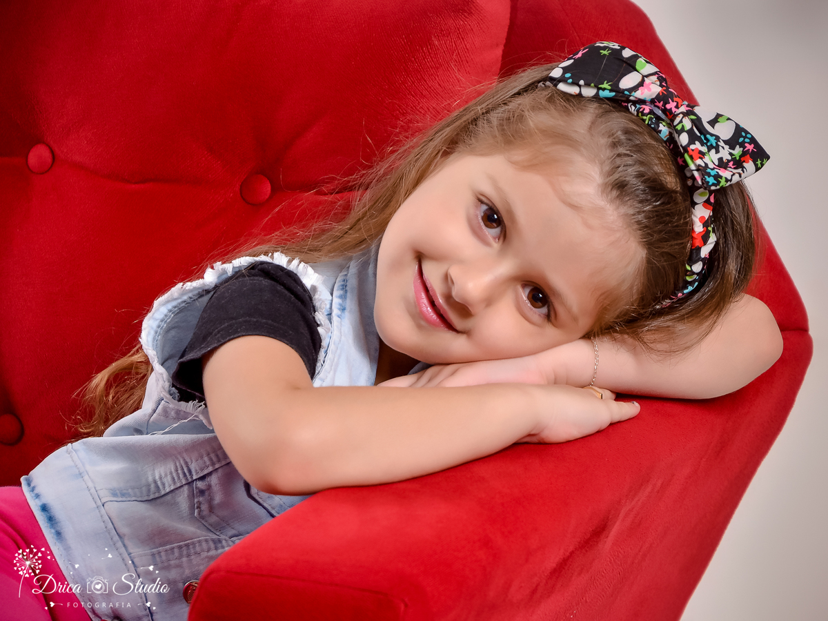 ensaio infantil - Criança - menina - meu mundo rosa - ensaio em studio - ensaio fotográfico - menina feliz - criança estilosa - criança feliz - drica studio fotografias - xinguara - pará