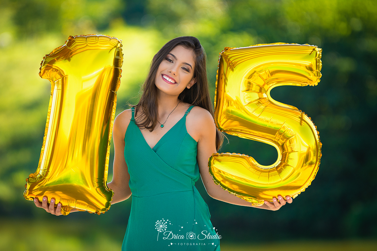 book 15 anos - ensaio 15 anos - ensaio externo - fotos externas- fotografo de 15 anos- fotografa de 15 anos - ensaio fotografico - ensaio fotografico 15 anos- fotografia - debutante - fotos com baloes - fotografa em xinguara -fotografo em xinguara - Pará