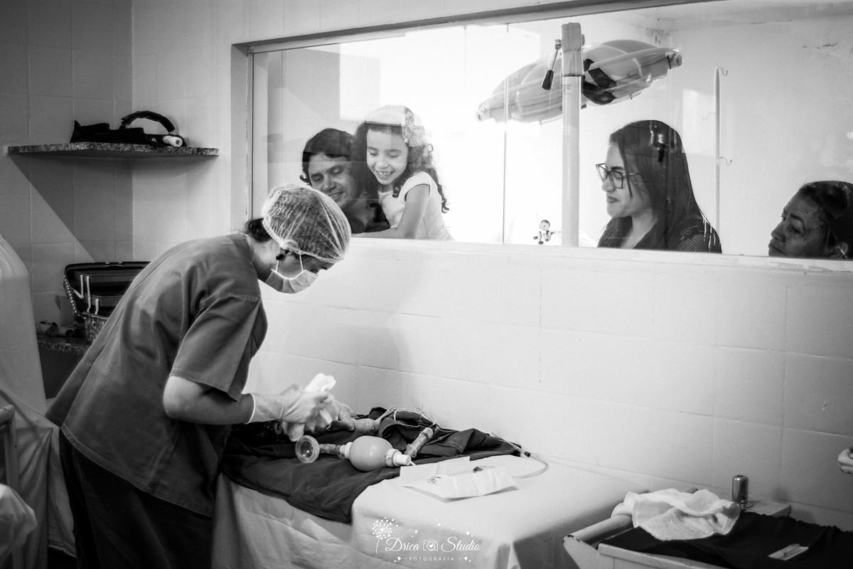 fotografia de parto - parto- gestação - nascimento - nascimento bebê - fotografa de parto - drica studio - xinguara- para - fotografa infantil - bebe nascendo - sala de parto - cesariana- parto cesariano - mãe - mãe e bebê - gestante - gestação