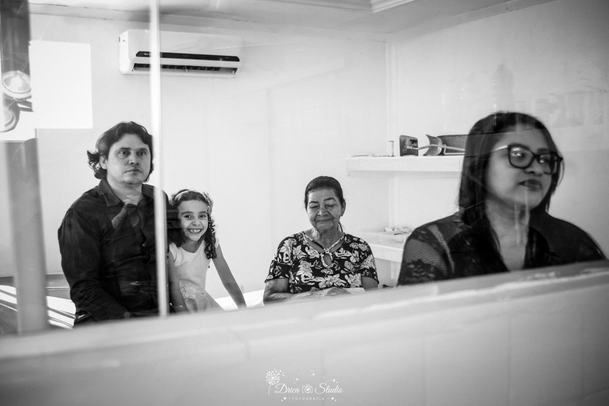 fotografia de parto - parto- gestação - nascimento - nascimento bebê - fotografa de parto - drica studio - xinguara- para - fotografa infantil - bebe nascendo - sala de parto - cesariana- parto cesariano - familia - 