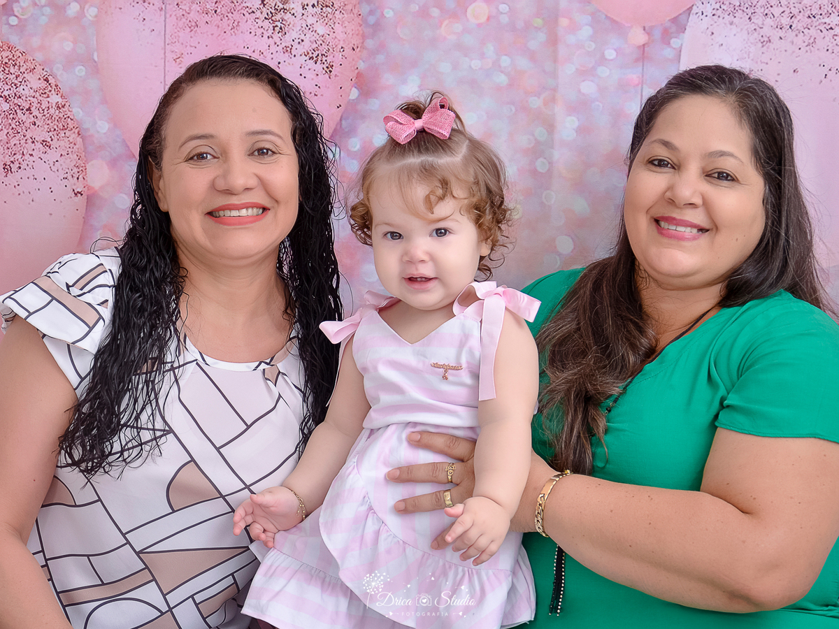 smash the cake - smash feminino - Drica Studio - drica studio - fotografias - ensaio infantil - ensaio fotografico infantil - foto studio - menina - familia - fotos familia - vovós-  amor de vó - xingura-para