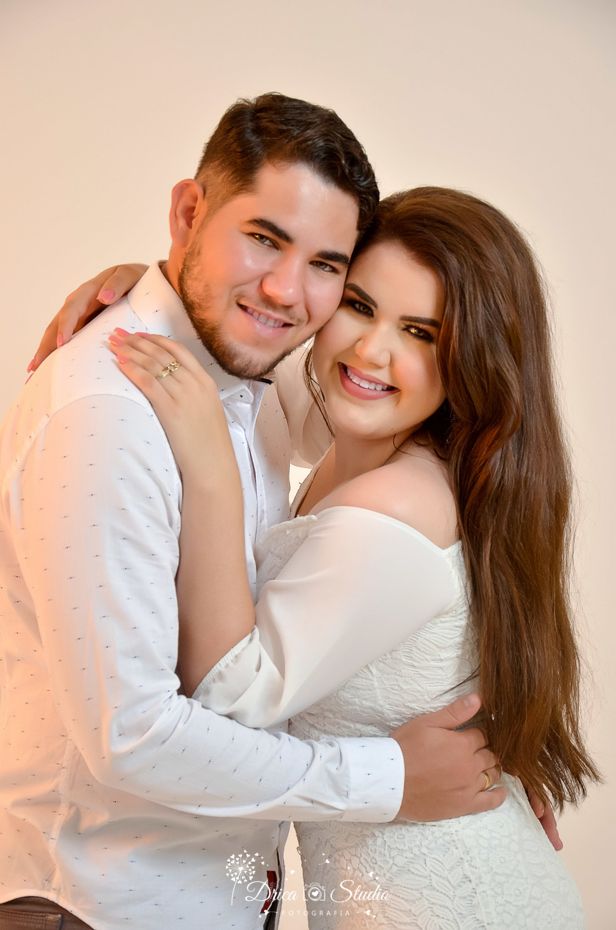 Ensaio casal - pre wedding - Studio - ensaio fotográfico casal - ensaio casal em studio - fotografo profissional de casal - fotografo casamento - fotografia casamento -drica studio fotografias - xinguara - pará