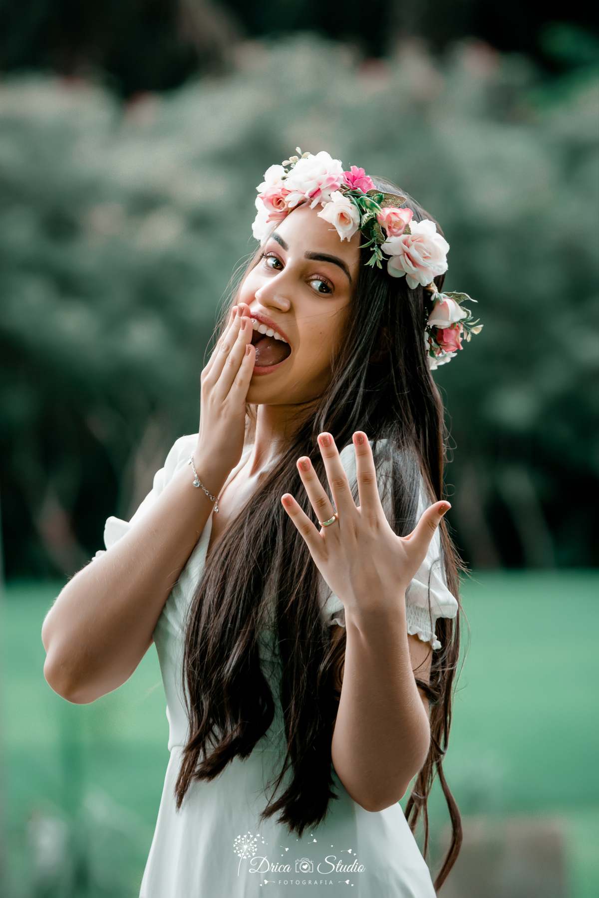 Pré-wedding - Casal -  Ar Livre - amor - Fotografia - Ensaio fotográfico casal - Pré casamento - Paixão - Criativas - fotos de amor - Ensaio fotográfico - Casamento - Vestido - noiva - casar - aliança - drica studio fotografias - xinguara - pará