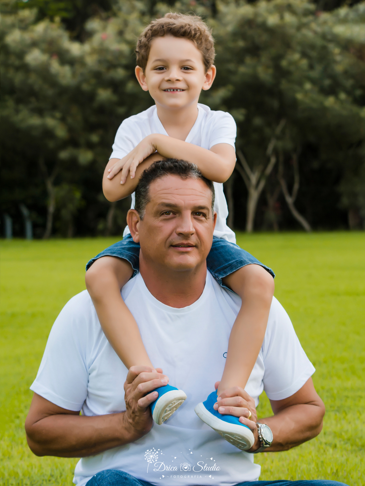 Ensaio família - ensaio fotográfico gestante - gestante - fotos casal - família - fotos ao ar livre - fotos pai e filho - fotos espontâneas - roupas gestante - gestação - drica studio fotografias - Xinguara - Pará 